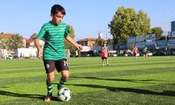 Yenilenen zeminde ilk antrenmana hevesle çıktılar