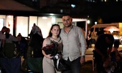 Açık hava yaz sineması evlilik teklifine sahne oldu