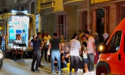Aniden yola fırlayan çocuğa minibüs çarptı