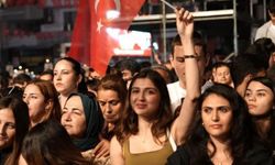 Antalya’da 30 Ağustos’ta Derya Uluğ konser verecek