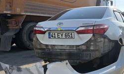 Bolu'da kamyonla otomobil çarpıştı