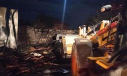 Bursa'da samanlıkta başlayan yangın eve sıçradı