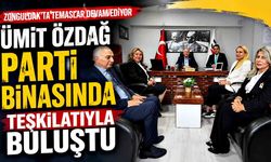 Ümit Özdağ parti binasında teşkilatıyla buluştu