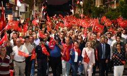 Demirci'de Kurtuluş Festivali görkemli kortej yürüyüşüyle başladı