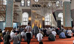 Depremde hayatını kaybedenler dualarla anıldı