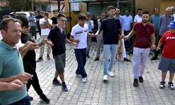 Düğüne İtalyan damgası: İki İtalyan halay çekip çiftetelli oynadılar