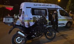 Kaldırımda yürürken silahlı saldırıda yaralandı