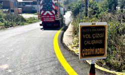 Köy yollarında yol çizgileri ve kasisler yenilendi