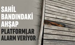 Sahil bandındaki ahşap platformlar alarm veriyor