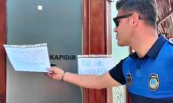 "Şikayet var" diyen zabıtaya el yapımı "vergi levhası"