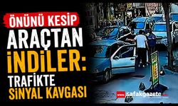 Otomobilden indiler, motosiklet sürücüsüne saldırdılar