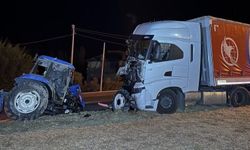 Uşak’ta traktör ile tır çarpıştı: 1 ölü, 1 yaralı