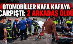Otomobiller kafa kafaya çarpıştı: 2 arkadaş öldü