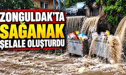 Zonguldak’ta sağanak mini şelale oluşturdu