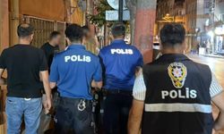 Polis 78 kişiyi sorguladı, bir şüphelide uyuşturucu çıktı