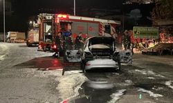 Alanya'da seyir halindeki otomobil alevlere teslim oldu