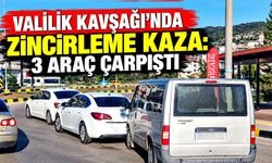 Valilik Kavşağı’nda zincirleme kaza: 3 araç çarpıştı