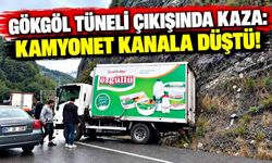 Gökgöl Tüneli Çıkışında Kaza: Kamyonet Kanala Düştü!