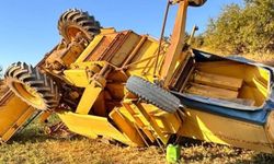 Devrilen biçerdöverin operatörü yaralandı