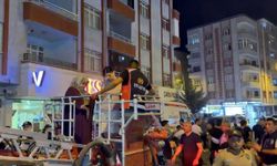 Dubleks dairede çıkan yangında 18 kişi dumandan etkilendi