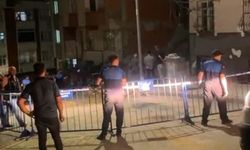 İstanbul’da temelinde kayma olan 5 katlı bina mühürlendi
