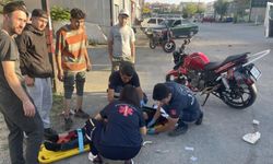Motosikletlerin çarpıştığı kaza anı kamerada: 1’i ağır, 3 yaralı