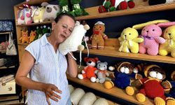 Çocuklara hediye oyuncak ile başladı, dükkan sahibi oldu