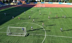 Ağrı'nın kadın futbolcuları şampiyonluk için kenetlendi