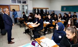 Milli Eğitim Müdürü Akbaş okullarda incelemede bulundu
