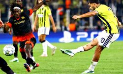 UEFA Şampiyonlar Ligi: Fenerbahçe: 2 - Slavia Prag: 1 (İlk yarı)