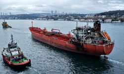 İstanbul Boğazı gemi trafiğine kapatıldı! Nedeni dron saldırısı