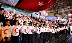 Kahramanmaraş'ta bin 300 öğrenci Cumhuriyet için aynı sahnede buluştu