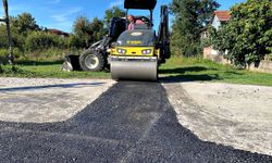 Çalıcuma köyünde asfalt yama çalışmaları sürüyor