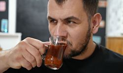 Çayına bile pul biber katıyor! 10 yıldır acısız günü yok