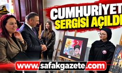 Cumhuriyet sergisi açıldı