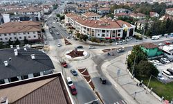 Düzce’de iki kavşak yenilendi! Trafik düzenlemesi tamamlandı