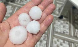 Hatay’da ceviz büyüklüğünde dolu yağdı! Her yer beyaza büründü