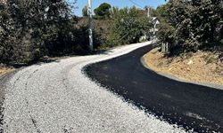 Köy yolu yenileniyor! Göktepe'de asfalt mesaisi