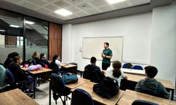 Kursiyerlere sağlıklı yaşam eğitimi! Egzersiz yaptılar