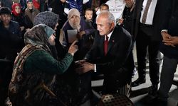 Yaşlı kadından Başkan Özlü’ye dikkat çeken sözler!