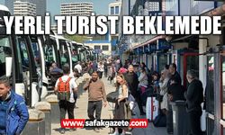 Yerli turist beklemede