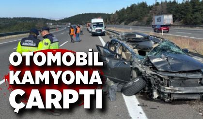 Otomobil kamyona çarptı: 3 yaralı