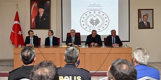 Kozlu'da eğitim öğretim çalışmalarına yönelik toplantı yapıldı