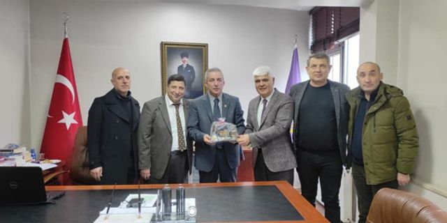 Şen, meslek mensuplarının sorunlarını dinledi