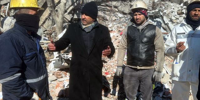 CHP Zonguldak Milletvekili Ünal Demirtaş, deprem bölgesinde