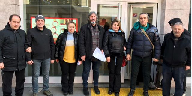 Zonguldak'ta gazeteciler depremzedelere nakdi yardımda bulundu