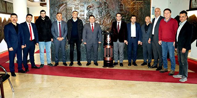 İşçilerin emekleriyle üretilen madenci feneri, GMİS’te