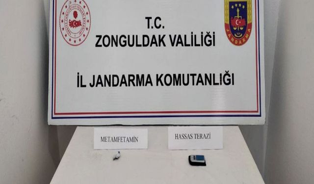 Jandarmadan yine kaçmadı!