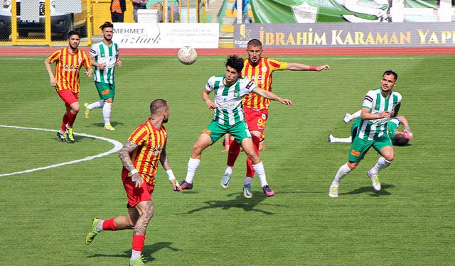 33. hafta mücadelesinde Amasyaspor FK ile İDAŞ Çatalcaspor berabere kaldı