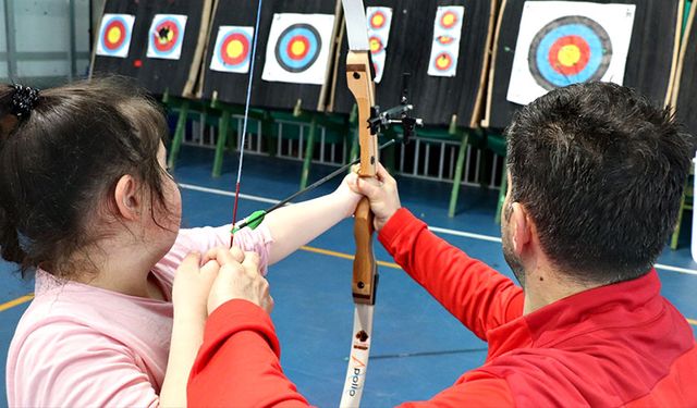 Özel öğrenciler spor sahasında yeteneklerini keşfettiler